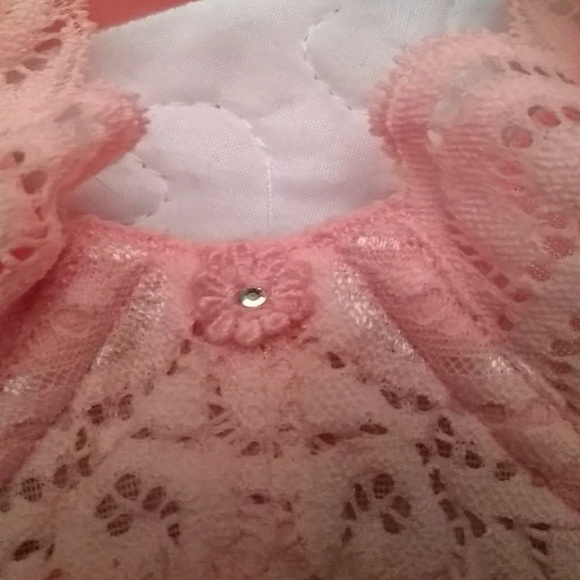 Lacy racy bra - Picture 4 of 5